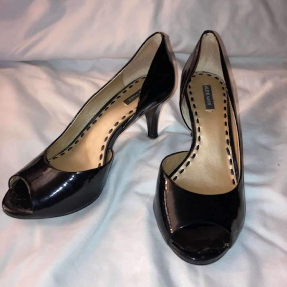 Alex Marie Daphne009 Black Patent Pumps